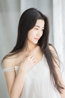 破碎的拥抱